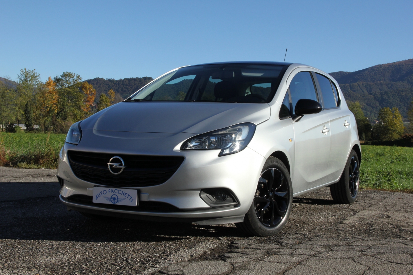 Opel Corsa 5p 1.4 b-Color Gpl 90cv