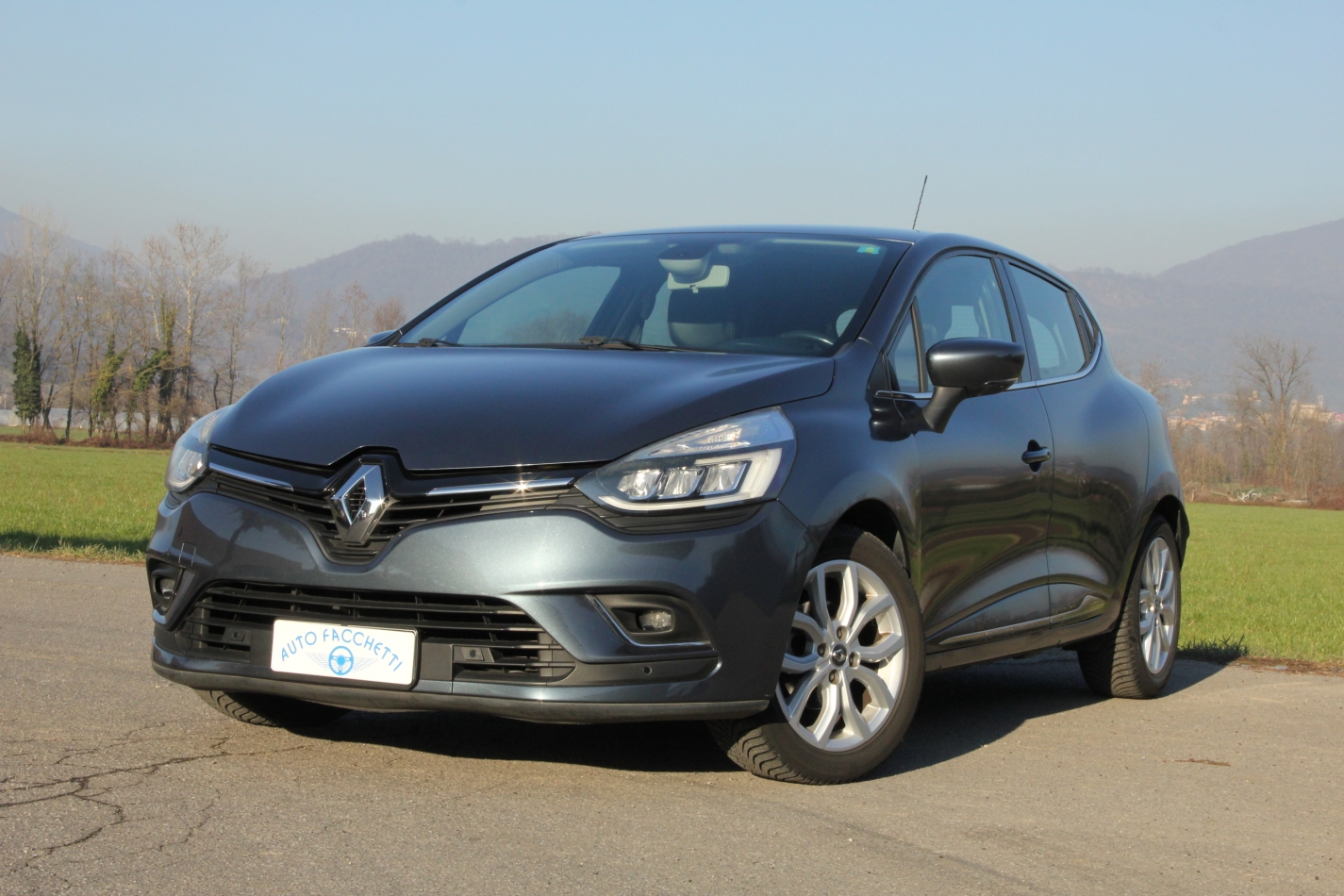 Renault Clio 1.2 16v Intens 75cv