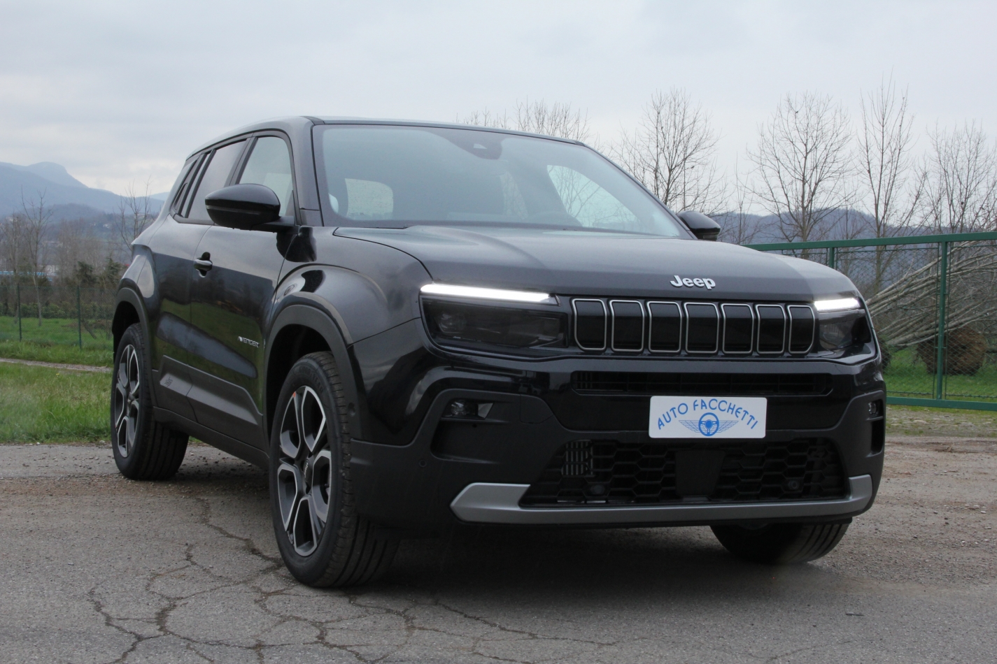 Jeep Avenger 1.2 turbo e-hybrid Summit fwd 100cv edct6